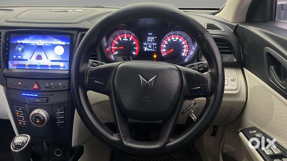 Mahindra Xuv300 W4, 2023, Petrol
