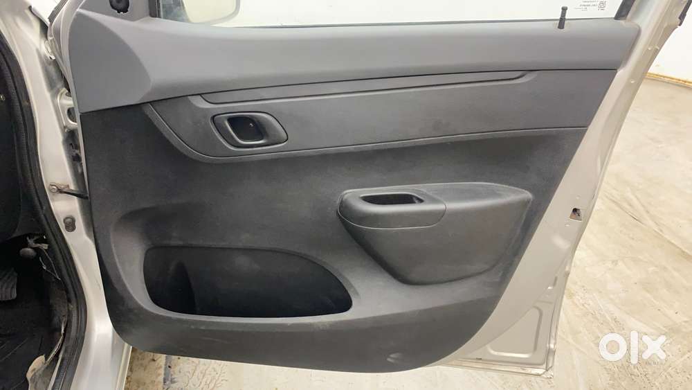 Renault Kwid 2019-ongoing 1.0 Rxt Amt (o), 2020, Petrol