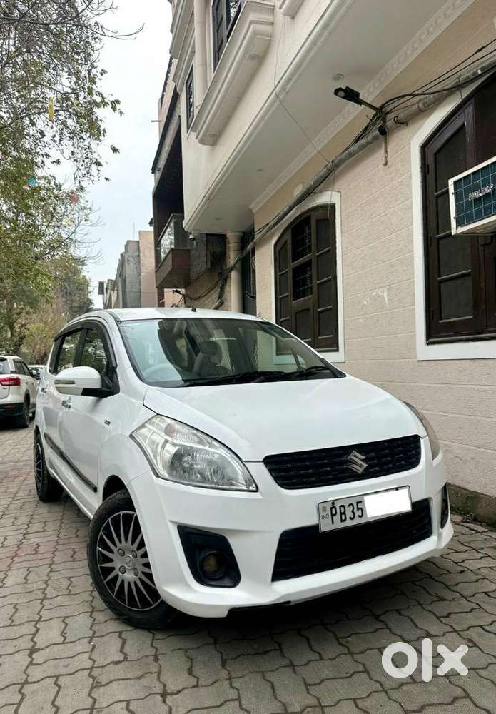 Maruti Suzuki Ertiga Zxi Plus Petrol, 2012, Petrol