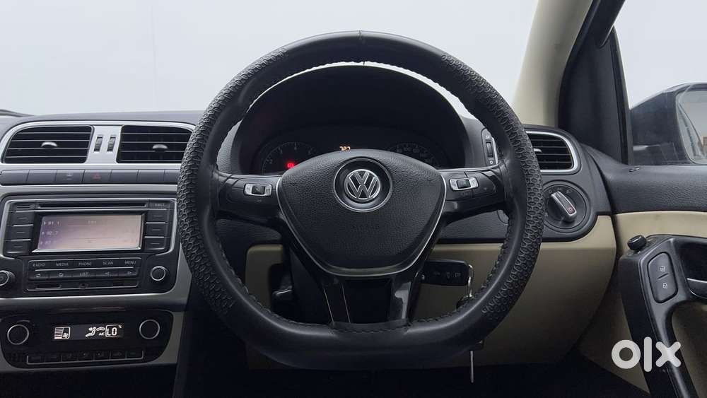 Volkswagen Polo 2009-2013 Petrol Highline 1.2l, 2015, Petrol
