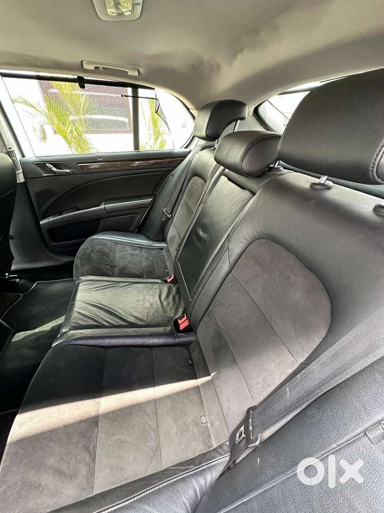 Skoda Superb 2015 Petrol 95000 Km Driven