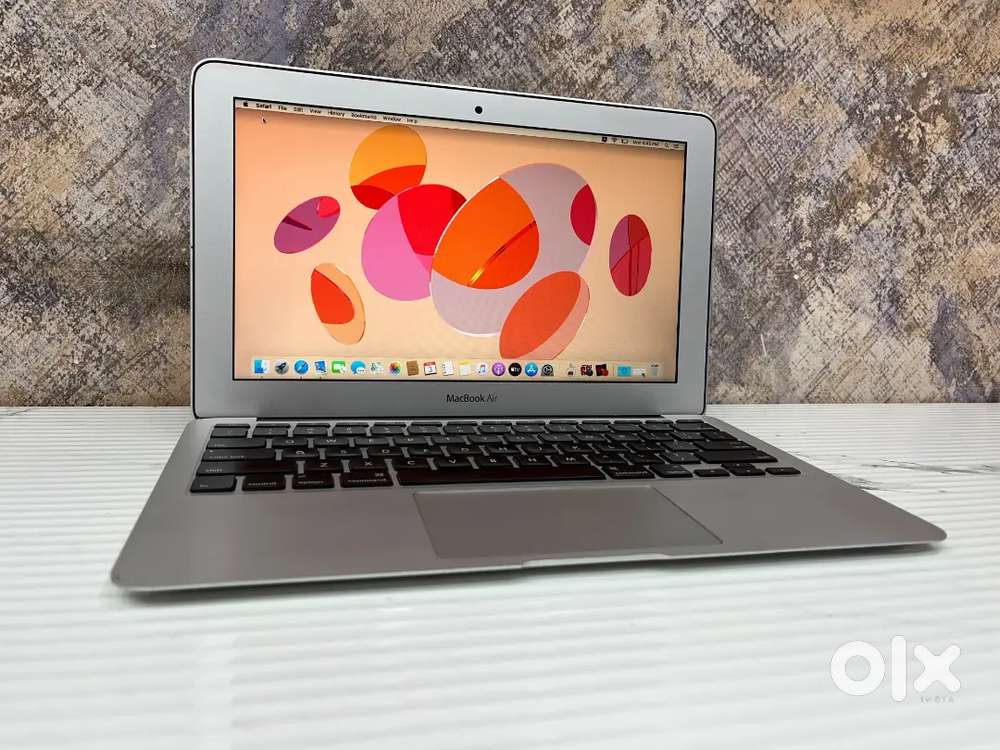 Apple Macbook Air 11inch i5 Full working condition Best price Deal