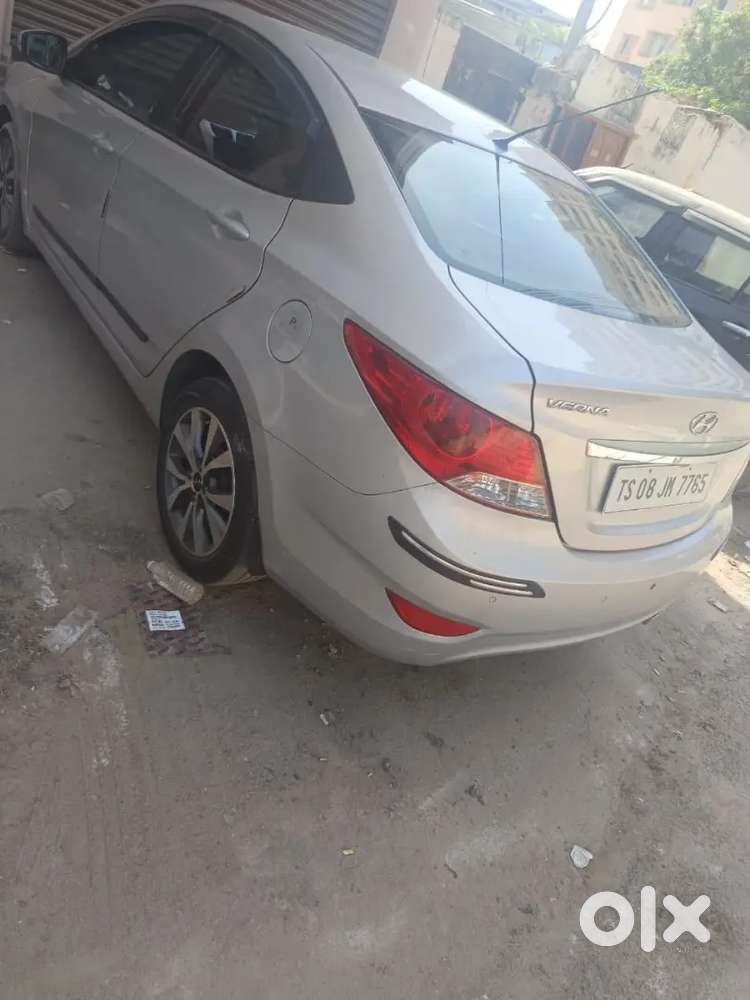 Hyundai Verna 2013 Petrol 100000 Km Driven