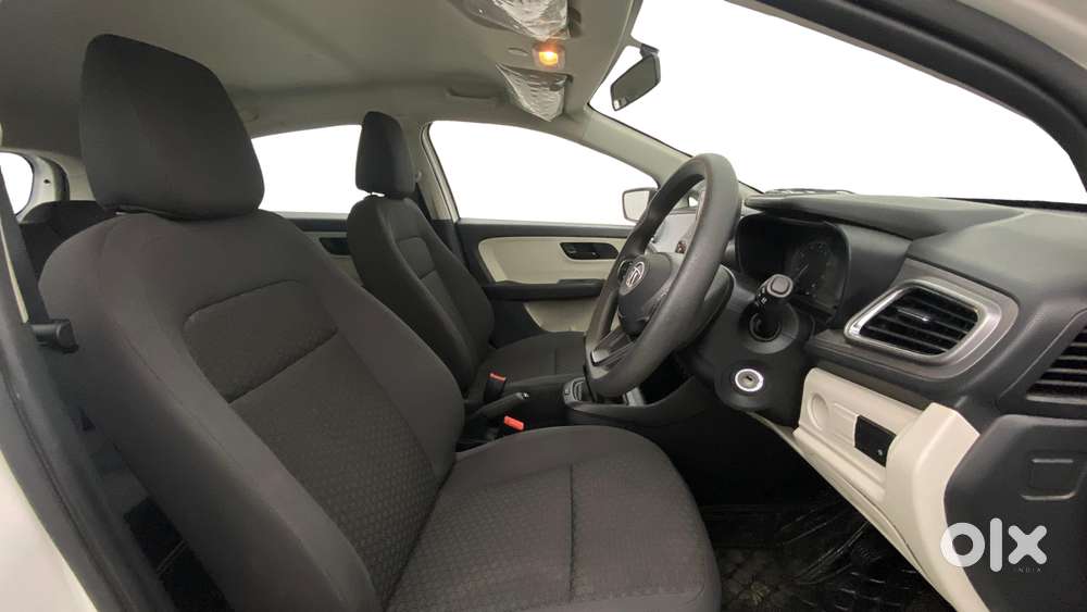 Tata Altroz Xm Plus Petrol, 2023, Petrol