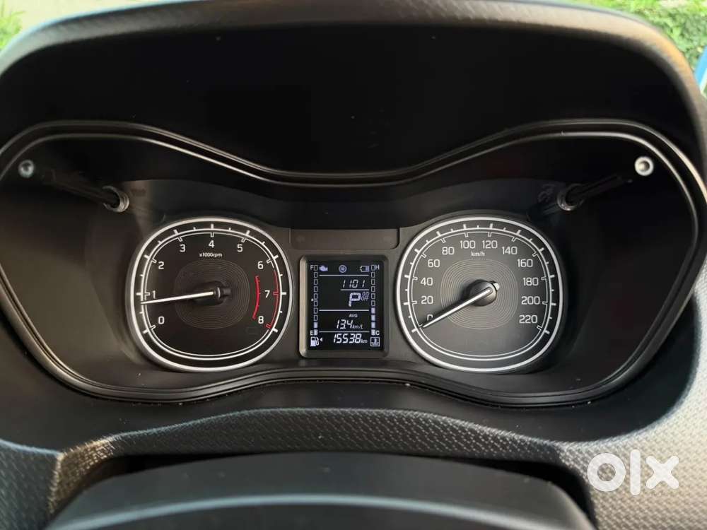 Maruti Suzuki Vitara Brezza 1.5 Vxi At, 2020, Petrol