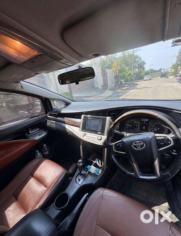 Toyota Innova Crysta 2018