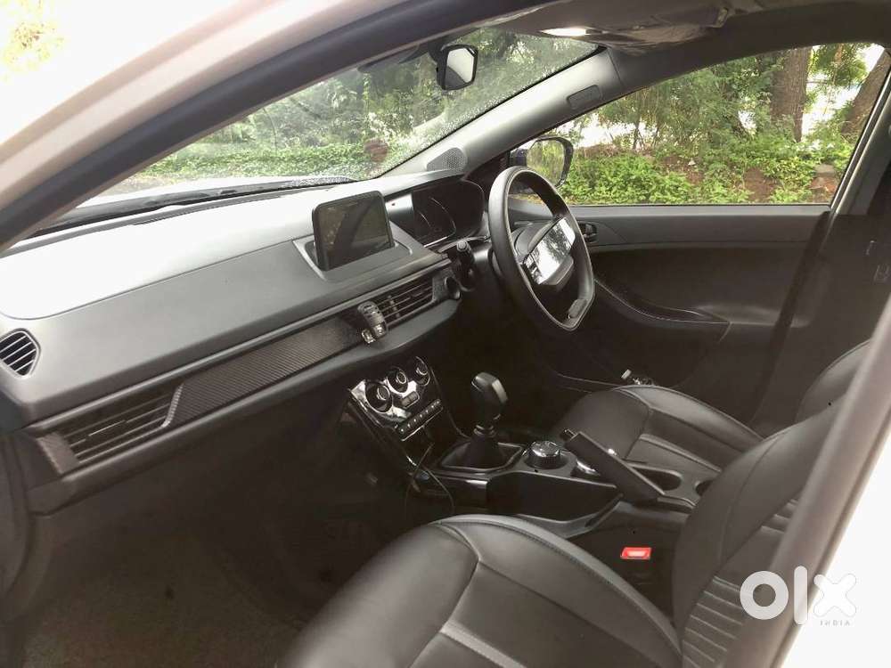 Tata Nexon Smart Plus 2024 Petrol - Sunroof