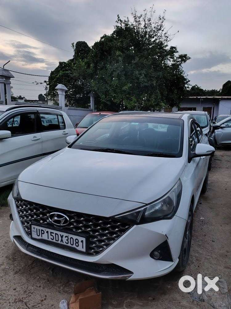 Hyundai Verna 1.5 S Vtvt, 2022, Petrol
