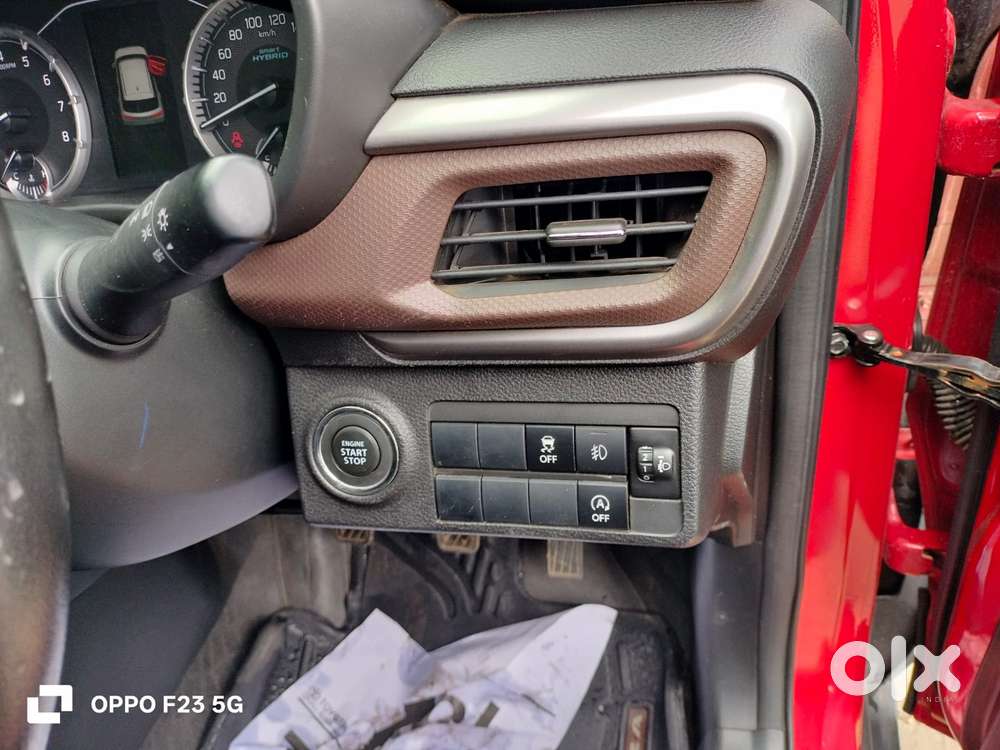 Maruti Suzuki Brezza 1.5 Zxi Smart Hybrid, 2024, Petrol
