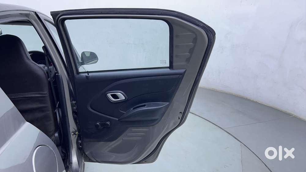 Datsun Redigo T Option, 2019, Petrol