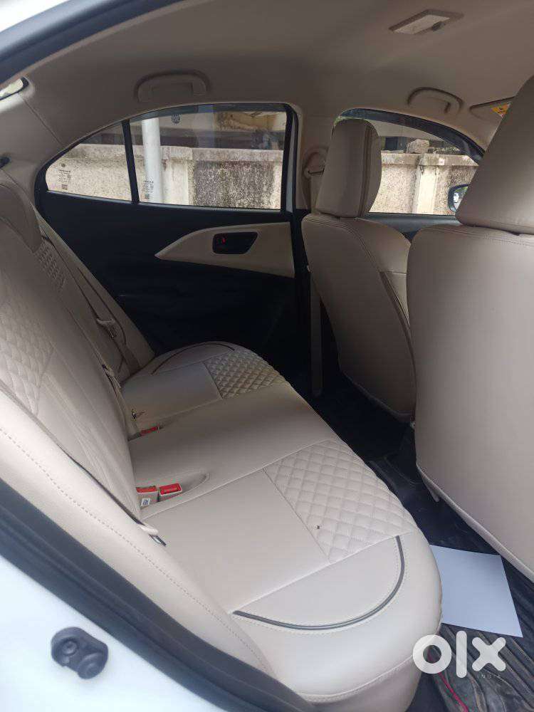 Maruti Suzuki Swift Dzire Lxi Option, 2026, Cng & Hybrids