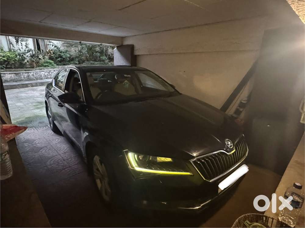 Skoda Superb Style 1.8 Tdi At