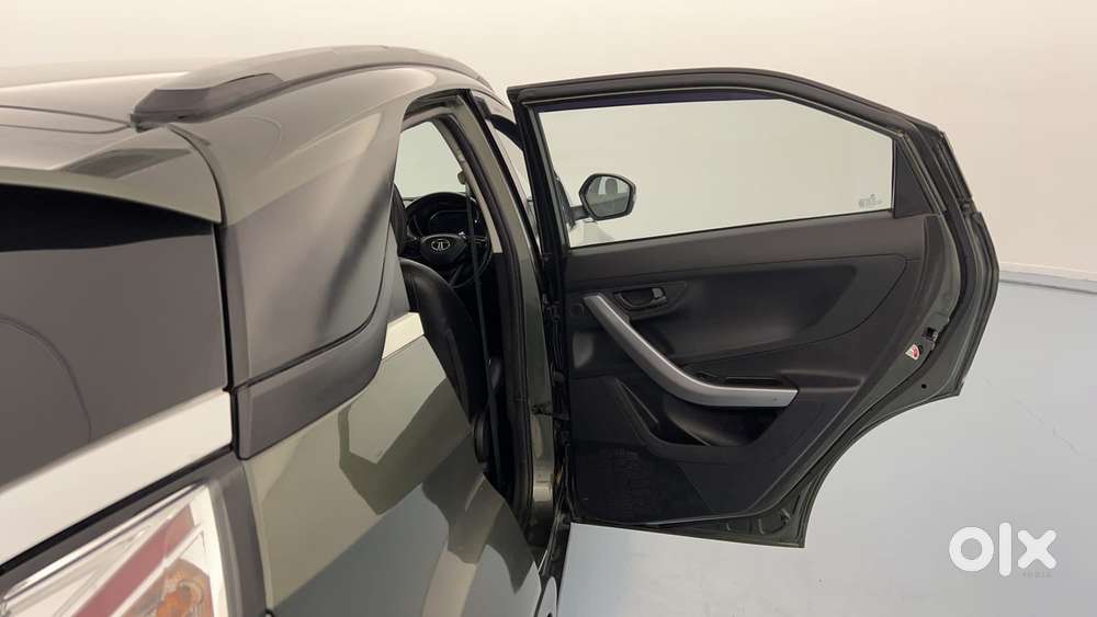 Tata Nexon 1.2 Revotron Xm, 2022, Petrol