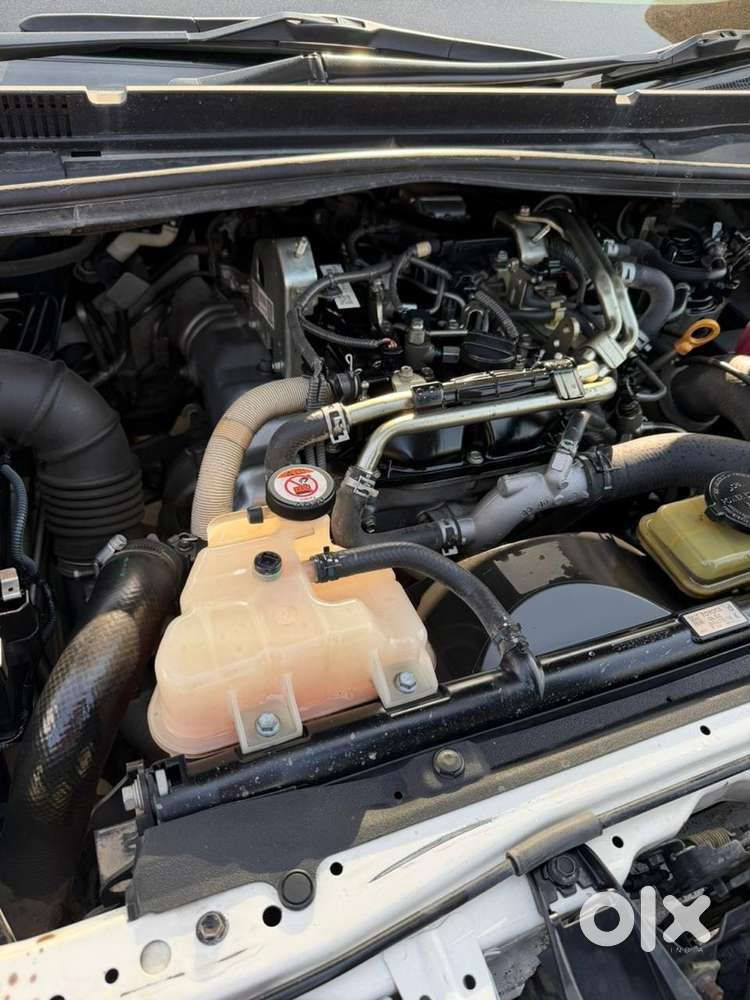 Toyota Innova Crysta 2017 Diesel 120000 Km Driven