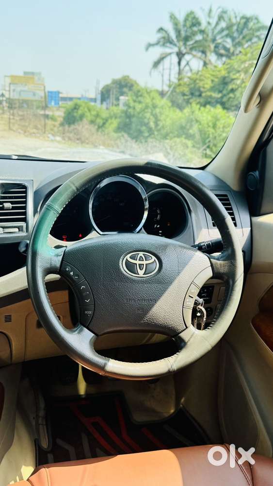 Toyota Fortuner 4x2 Mt 2.8 Diesel, 2011, Diesel