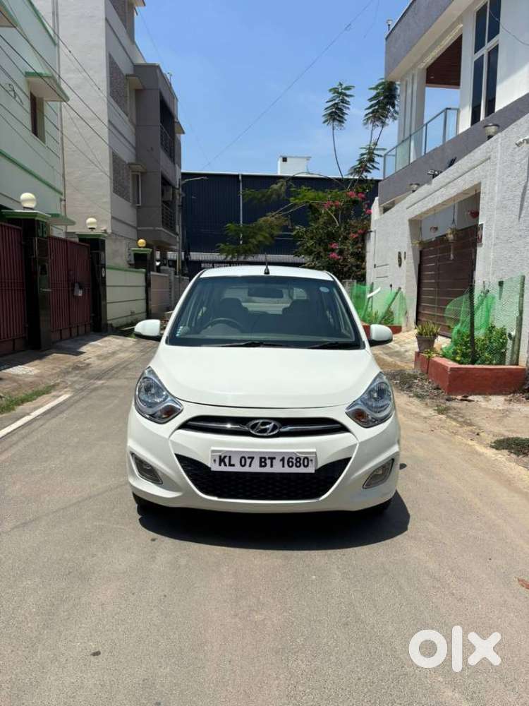 Hyundai I10 Sportz, 2012, Petrol