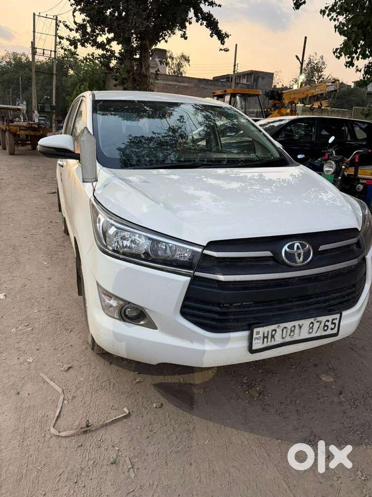 Toyota Innova Crysta 2018 Diesel Well Maintained