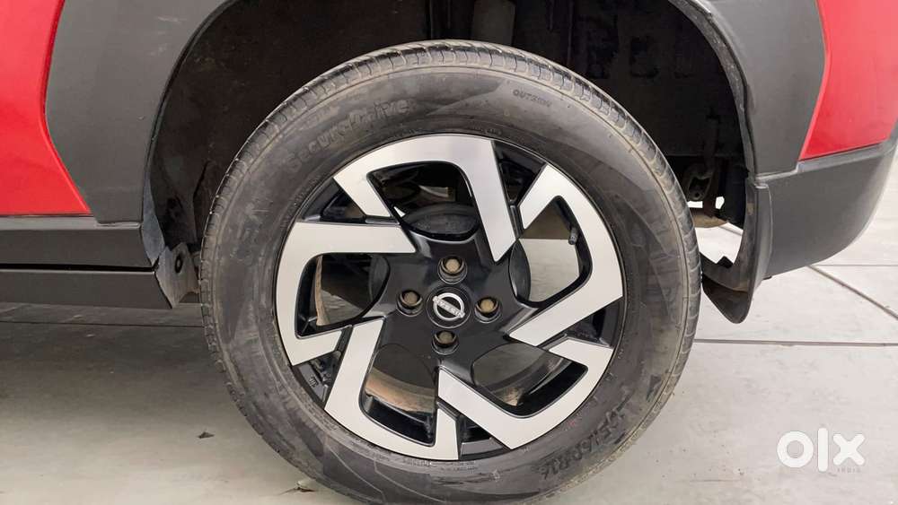 Nissan Magnite 1.0 Xv, 2023, Petrol