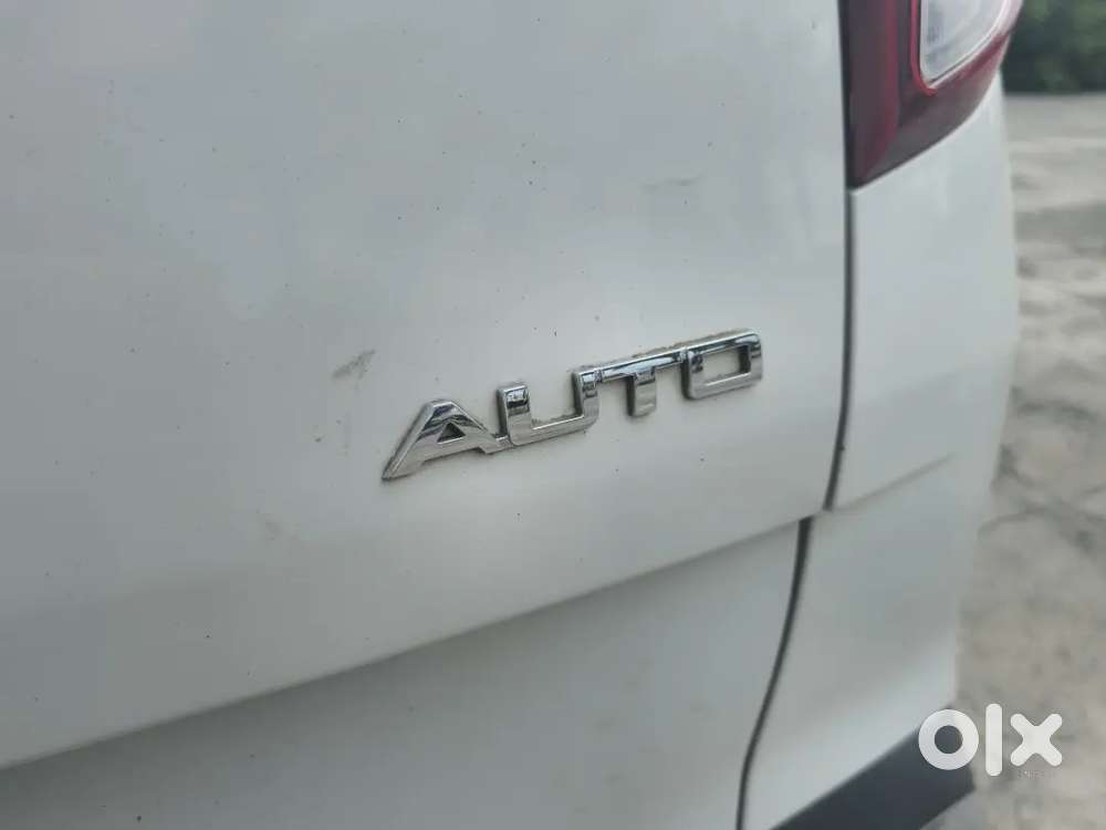 Kia Carens 2024 Diesel Well Maintained