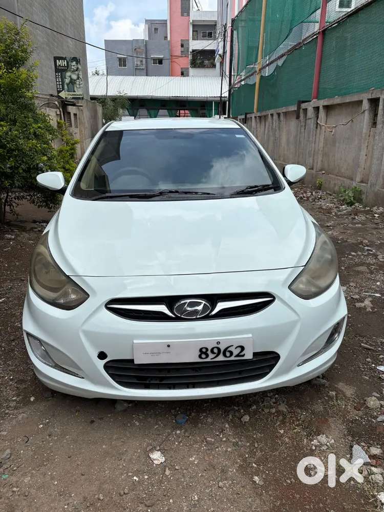 Hyundai Verna 2012