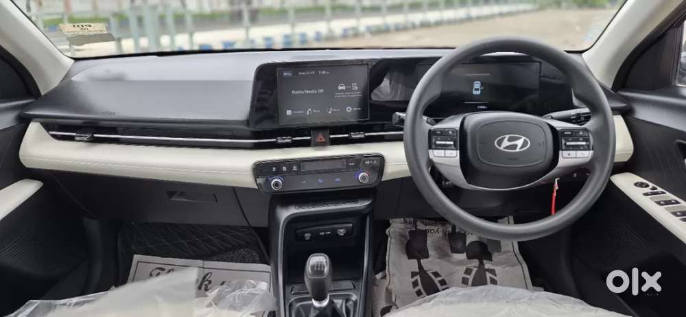 Hyundai Verna 1.5 S Petrol Mt, 2023, Petrol