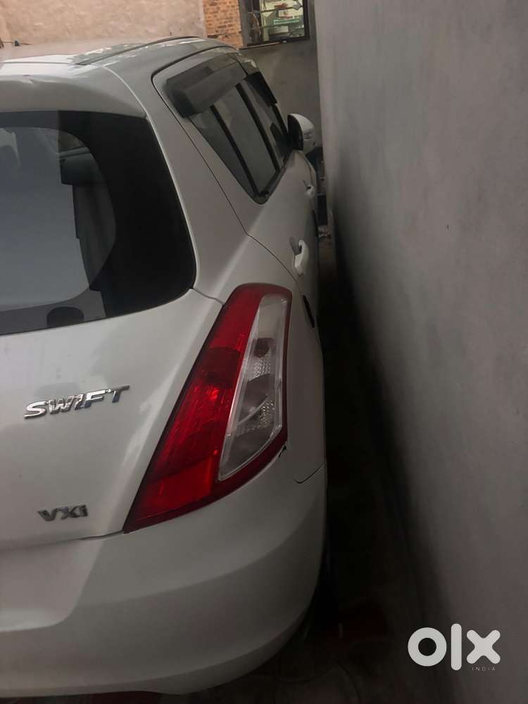 Swift Vxi Petrol 2012