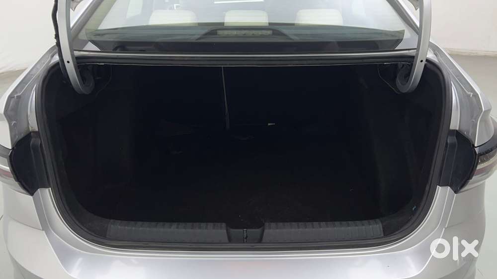 Volkswagen Virtus Highline Plus 1.0 Tsi At, 2022, Petrol