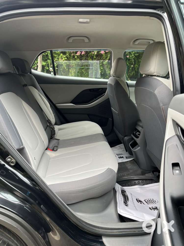 Hyundai Creta 1.5 E Petrol, 2025, Petrol