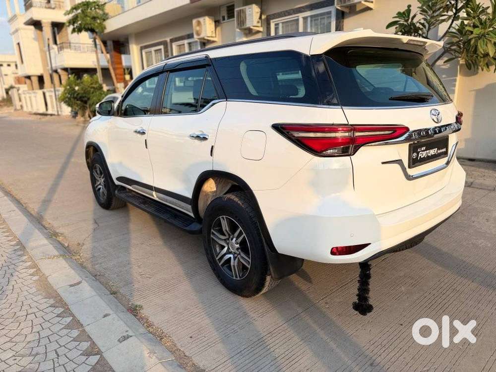 Toyota Fortuner 4x2 At 2.8 Diesel, 2023, Diesel