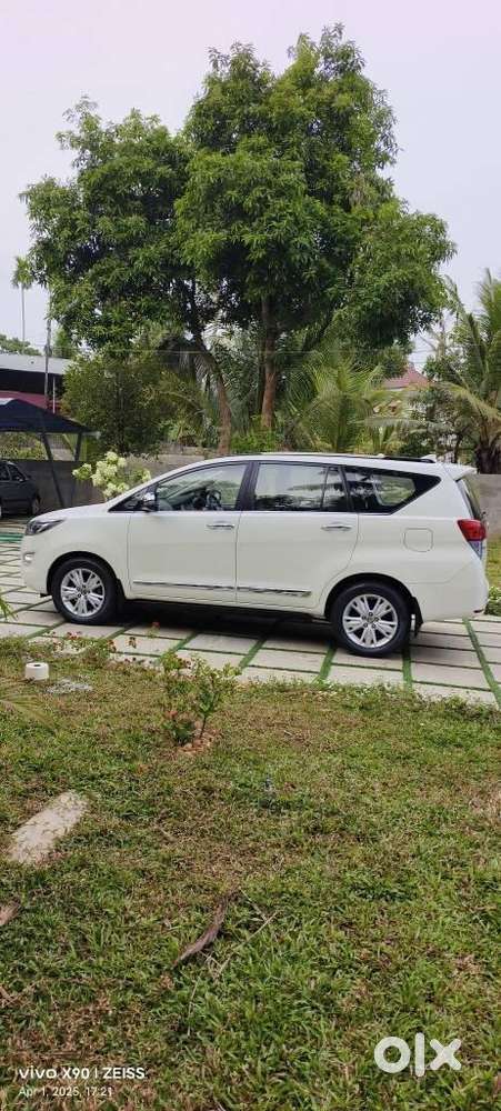 Toyota Innova Crysta 2.8z Automatic, 2018, Diesel