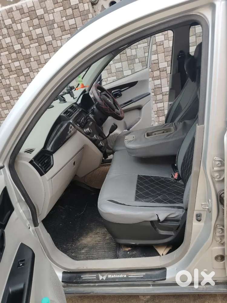 Mahindra Kuv100 Nxt Petrol 2017