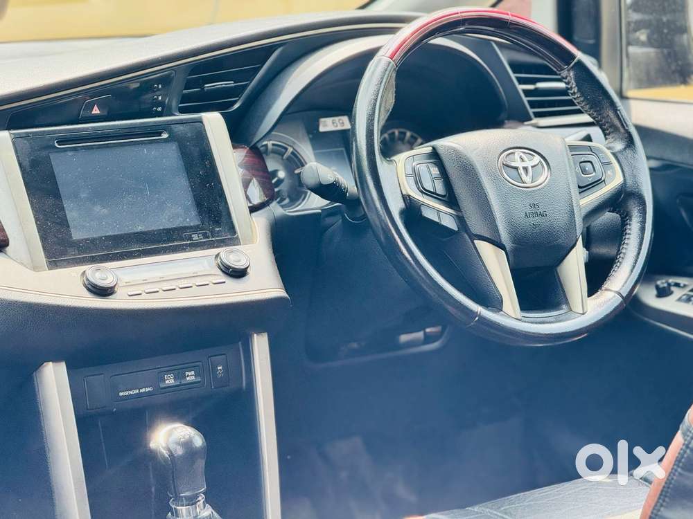 Toyota Innova Crysta 2.4 Z 7 Str, 2016, Diesel
