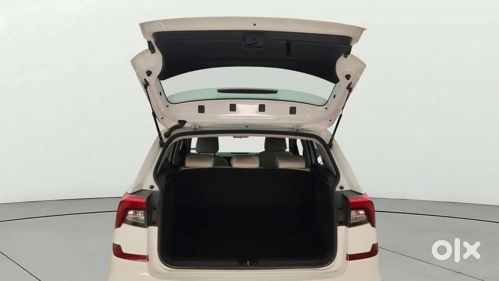 Skoda Kushaq 1.0 Tsi Active, 2022, Petrol