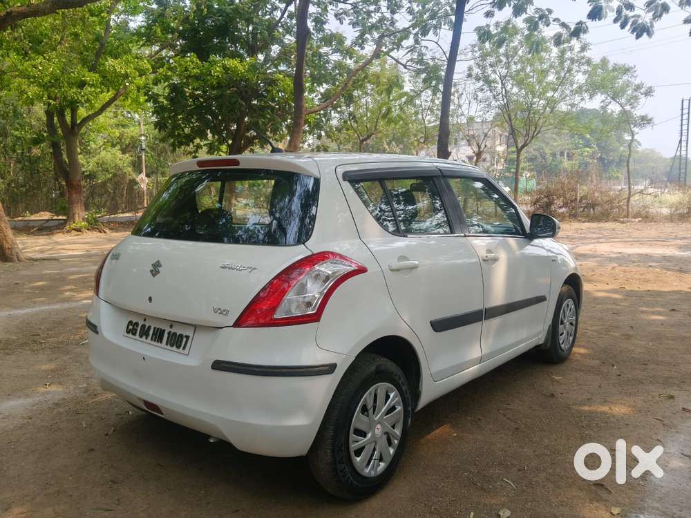 Maruti Suzuki Swift Vxi Abs Bsiv, 2014, Petrol