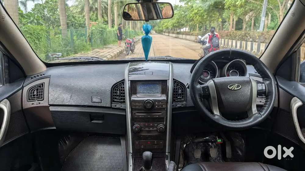 2013 Mahindra Xuv 500 W8 Dolphin Grey