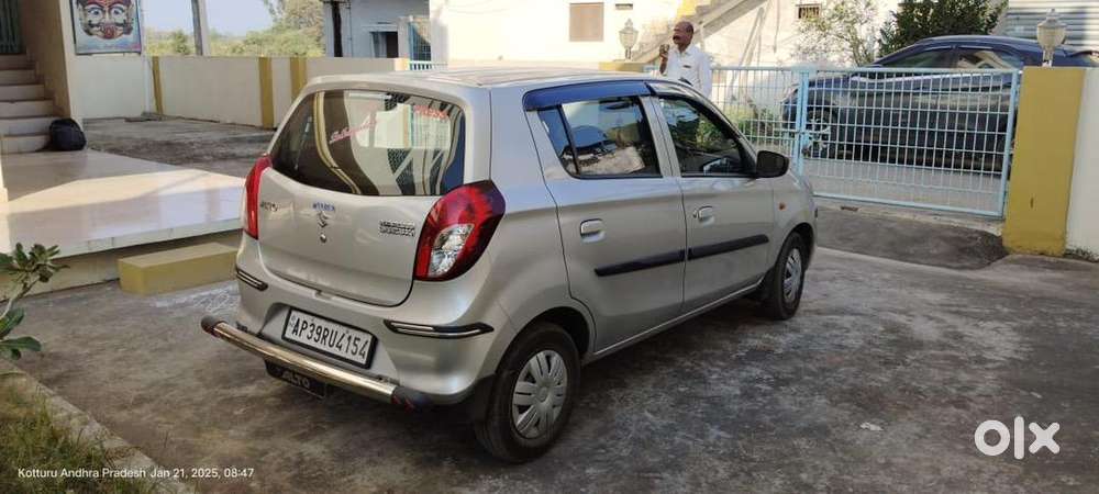 Alto 800 ( Silky Silver )