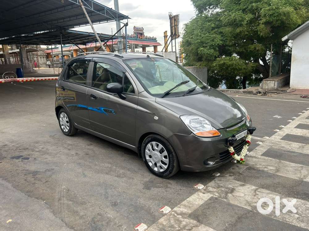 Chevrolet Spark 2011 Petrol Well Maintained