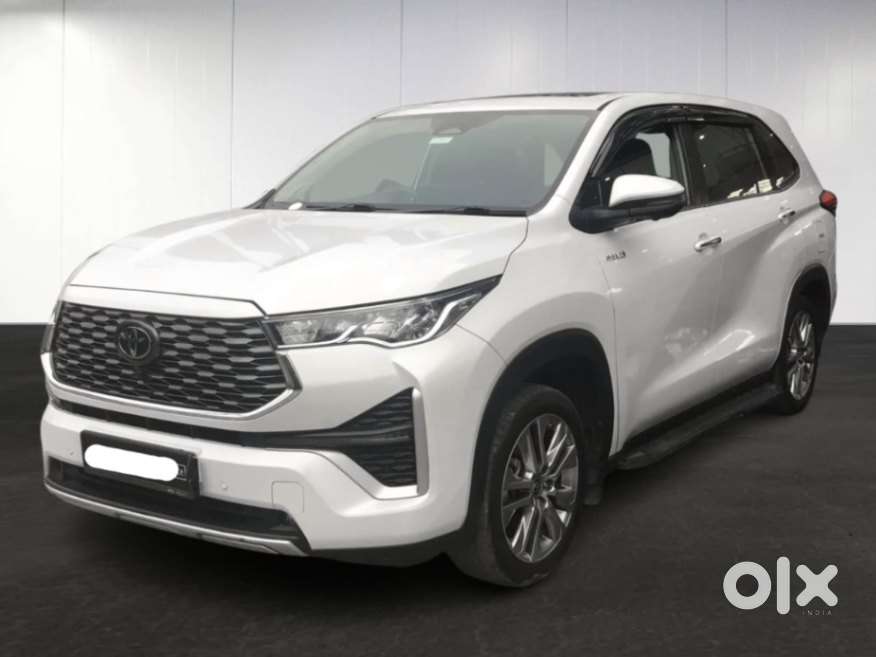 Toyota Innova Hycross 2.0 Zx Hybrid 7 Str, 2023, Petrol