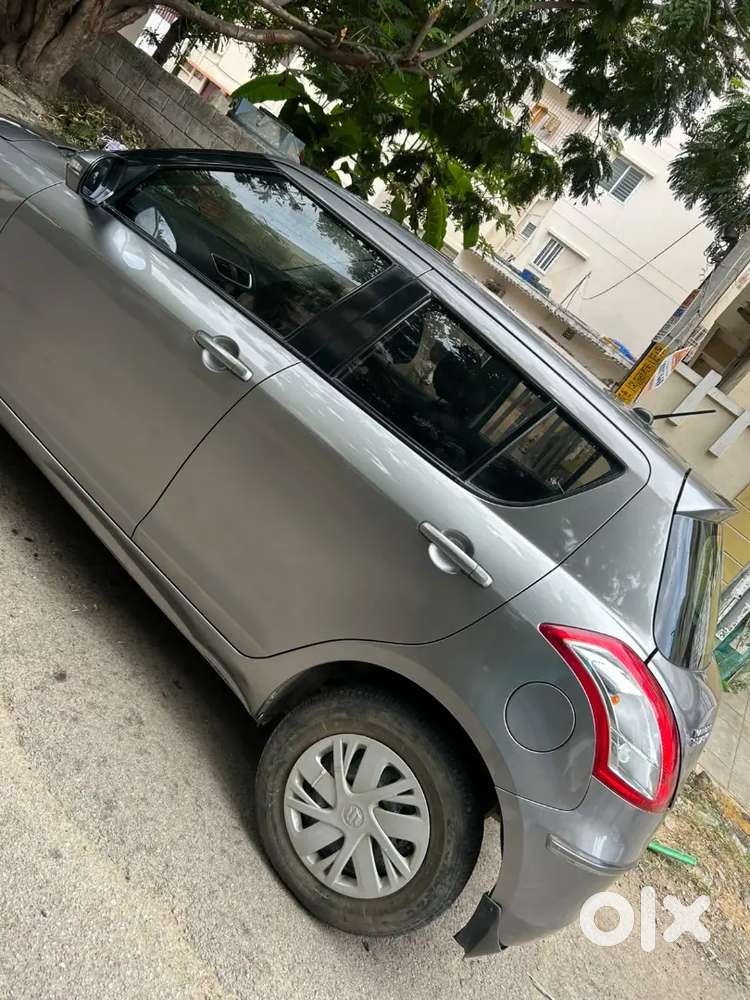 Maruti Swift Vxi 2017