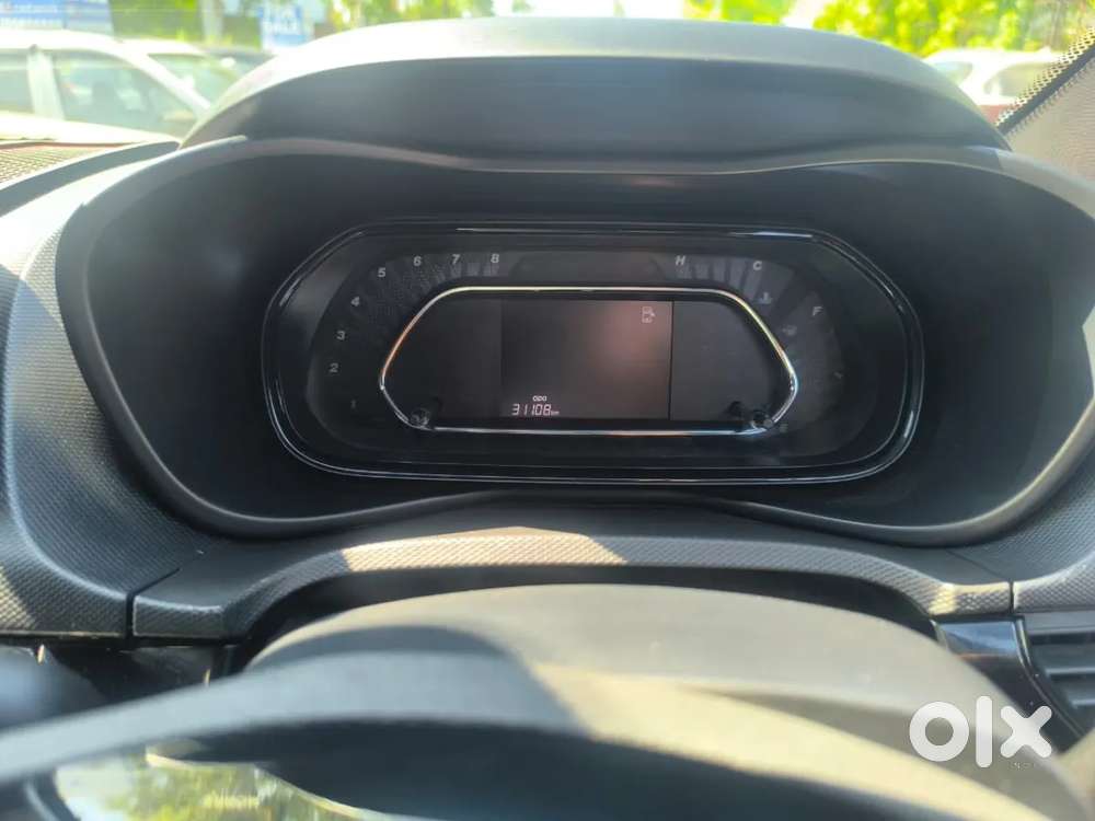 Tata Nexon 1.2 Revotron Xza Plus, 2023, Petrol