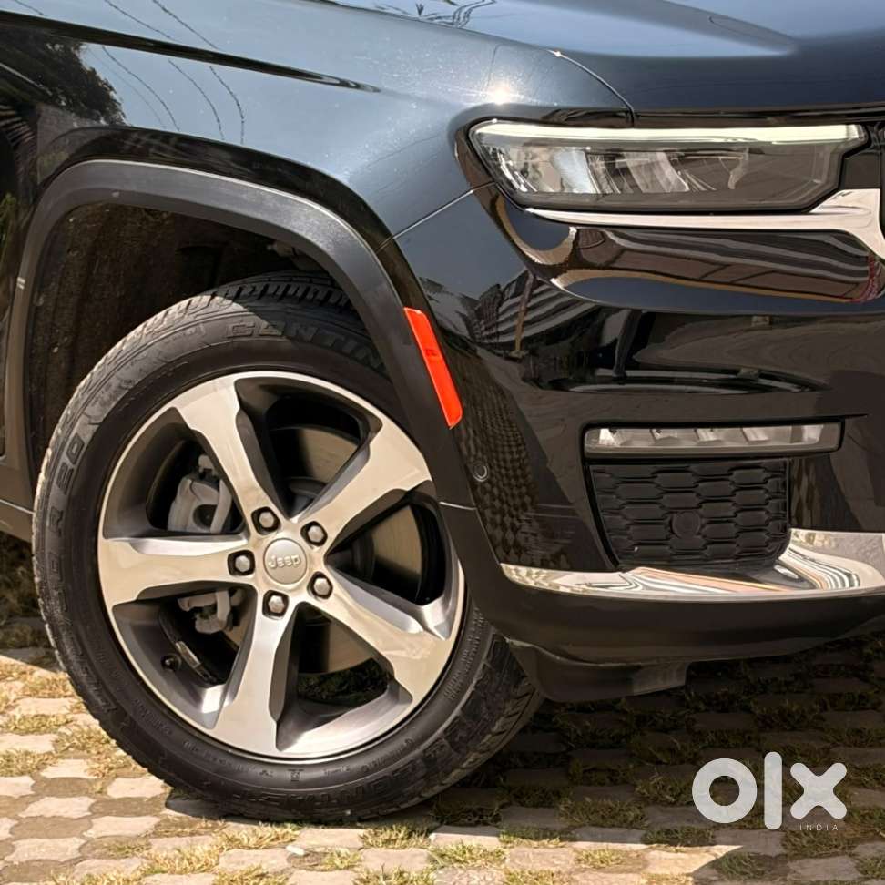 Jeep Grand Cherokee Limited (o) 4x4 At, 2023, Petrol
