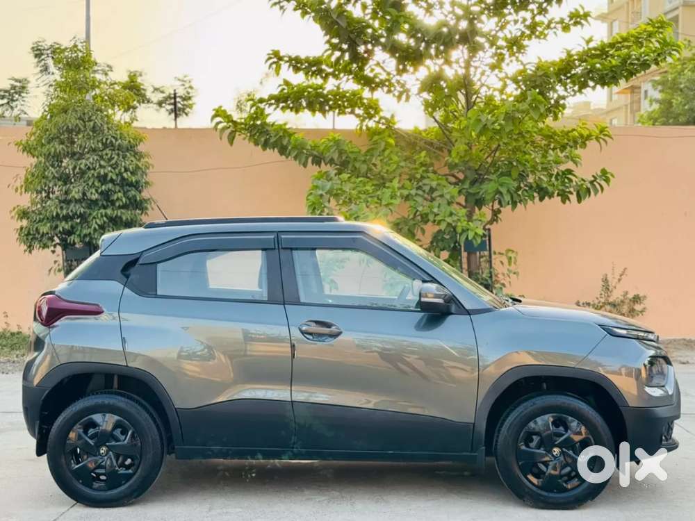 Tata Punch, 2025, Petrol