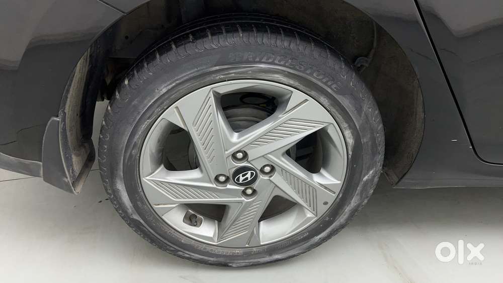 Hyundai Verna 1.5 Sx Vtvt Ivt, 2021, Petrol