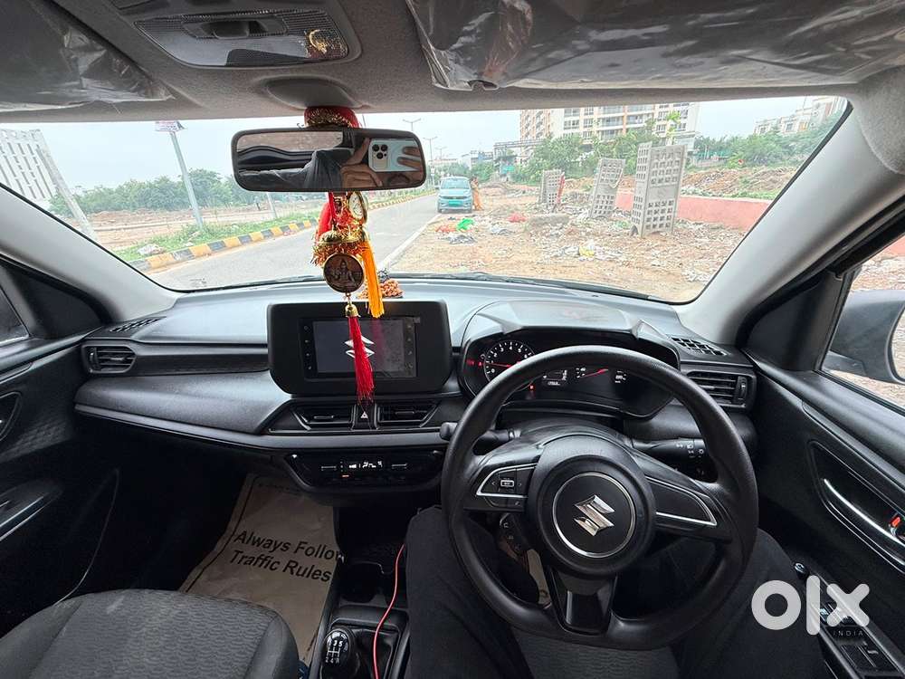 Maruti Suzuki Swift Vxi 2026