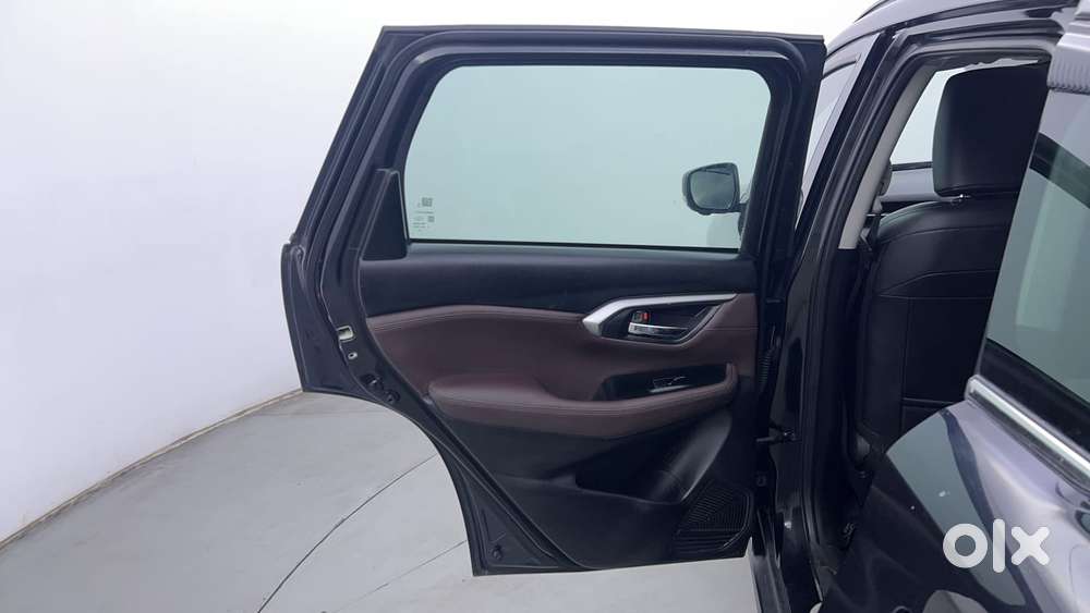 Maruti Suzuki Grand Vitara 1.5 Alpha Smart Hybrid, 2023, Petrol