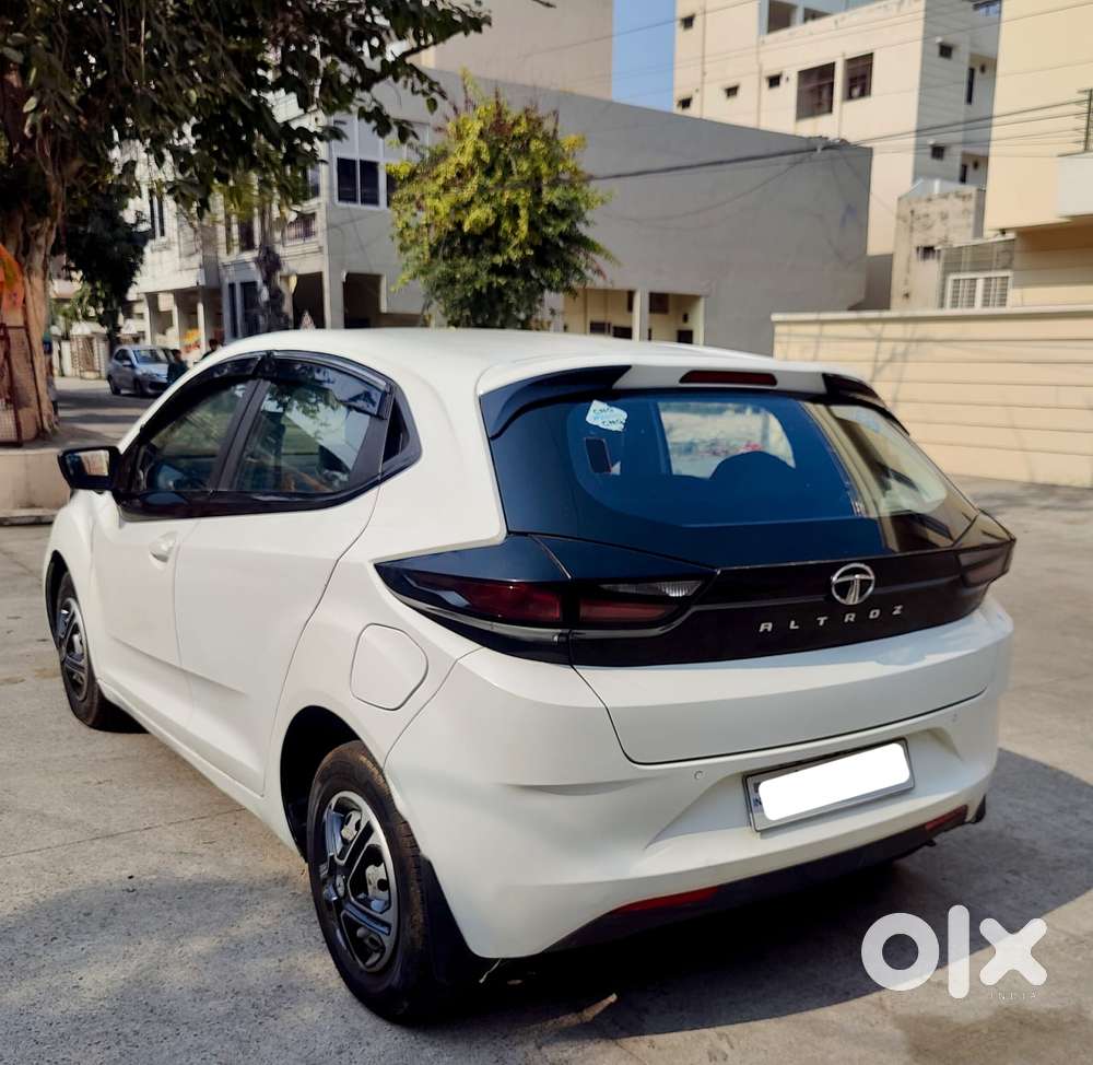 Tata Altroz Xe Cng, 2021, Cng & Hybrids