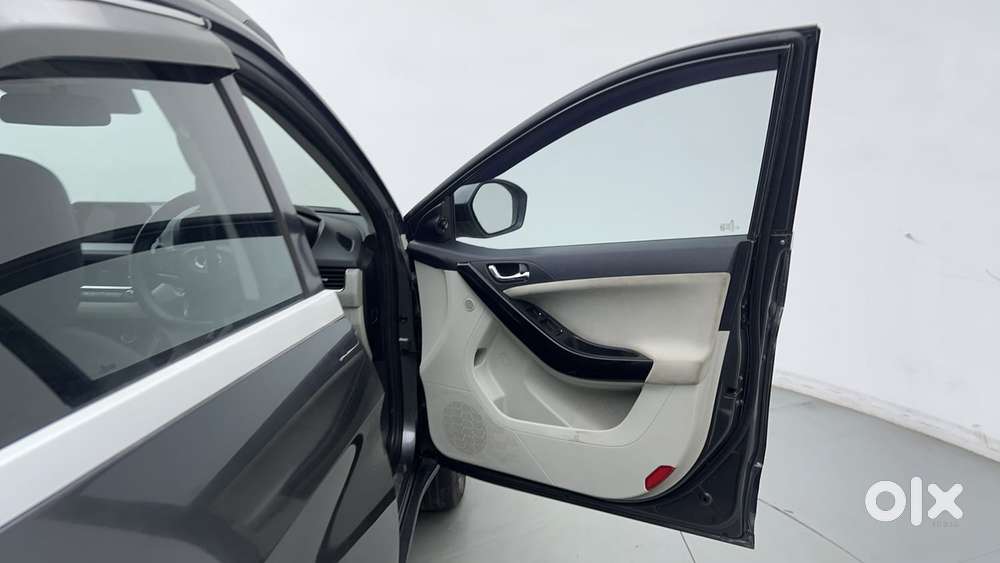Tata Nexon 1.2 Revotron Xz Plus, 2020, Petrol