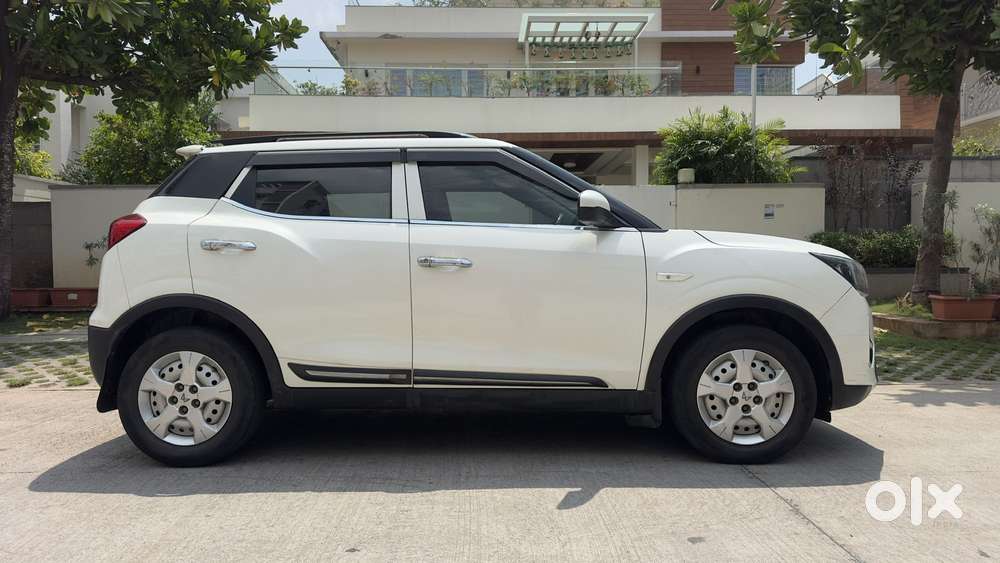 Mahindra Xuv300 W4, 2023, Petrol