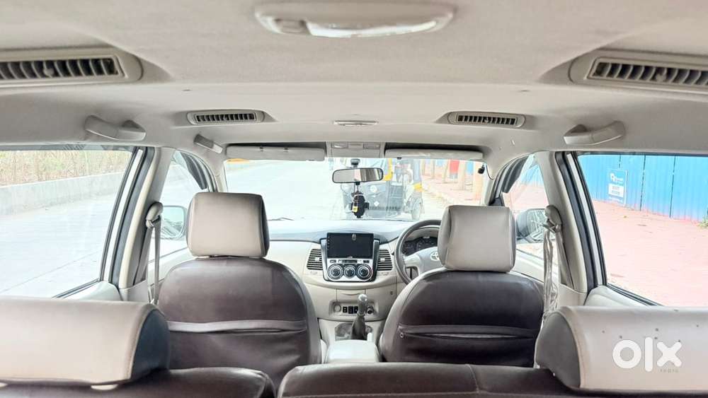 Toyota Innova Diesel 2015