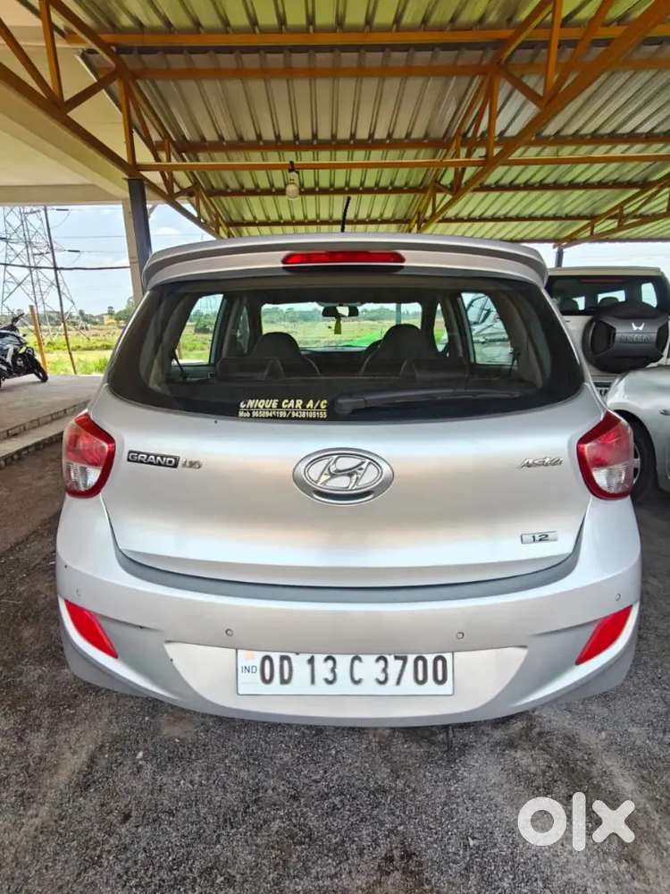 Hyundai I10 2015 Petrol 74000 Km Driven
